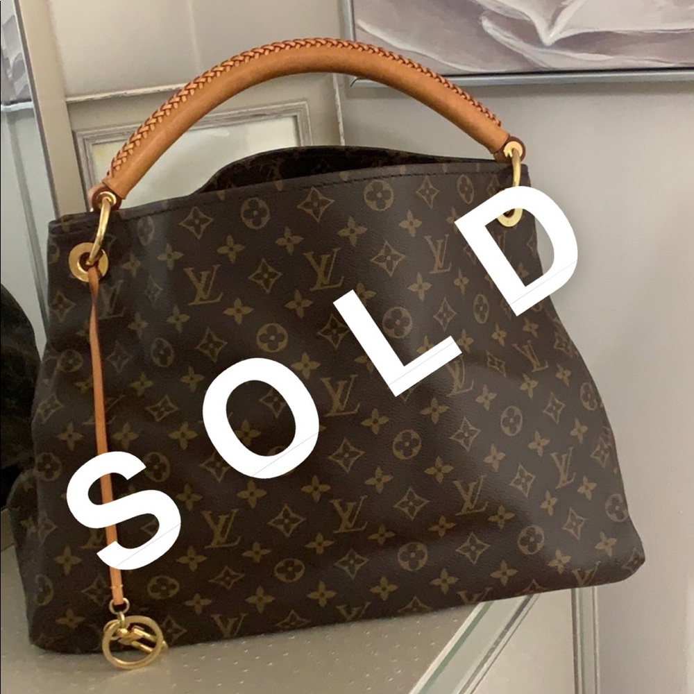 Louis Vuitton Artsy.